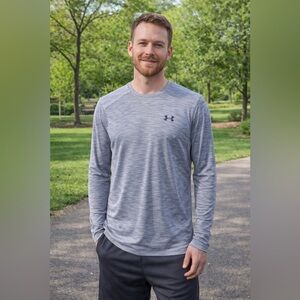 Under Armour Men's Long Sleeve Performance Tee - Light Gray